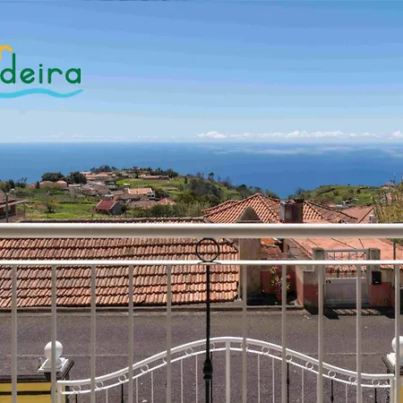 Ourmadeira - Yellow House