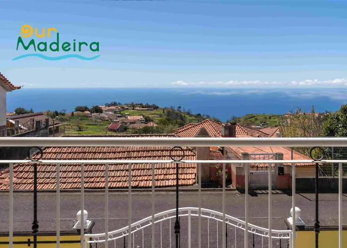 Ourmadeira - Yellow House