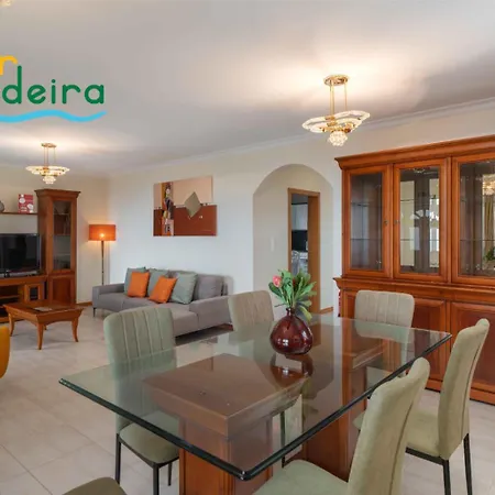 Вилла Ourmadeira - Yellow House *