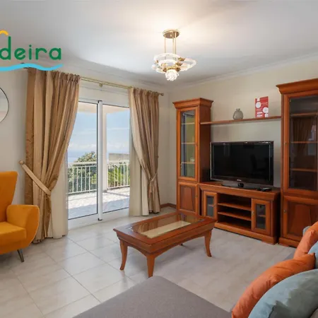 Вилла Ourmadeira - Yellow House