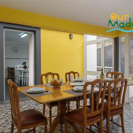 Ourmadeira - Yellow House Вилла Raposeira do Logarinho